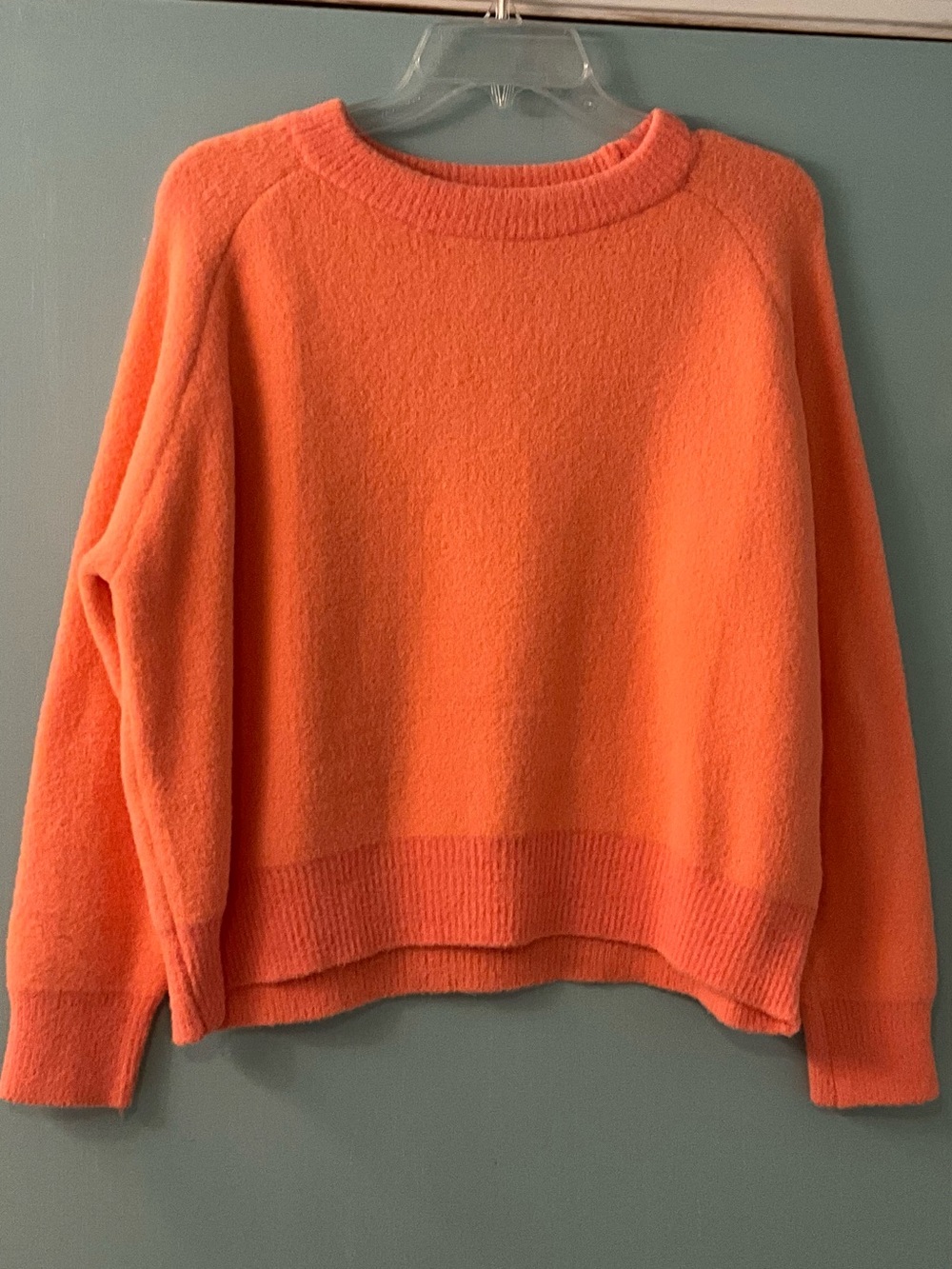 NWT SUPER SOFT Sweet Rain Women's Scoopneck Sweater in Orange